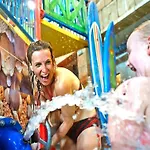 Im Freizeitpark Weissenhaeuser 维森豪瑟斯坦德